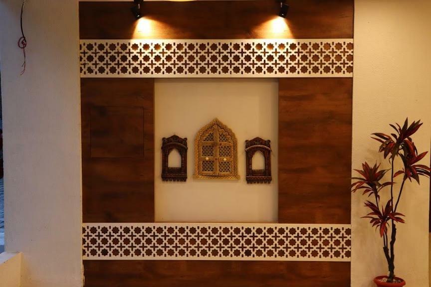 Emerald Vista Luxury Suites Pune Exteriör bild